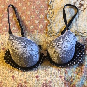 Victoria’s Secret bra